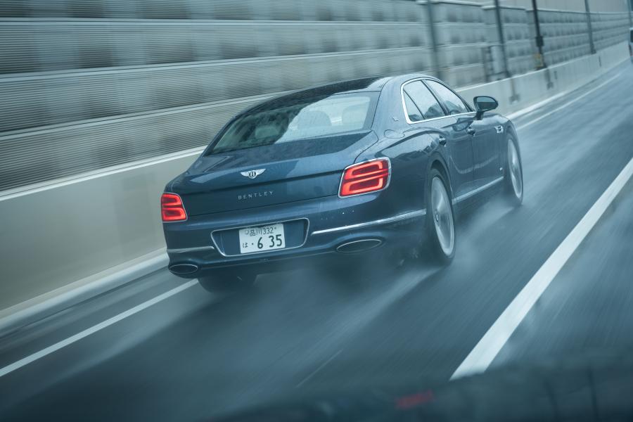  Bentley Flying Spur 2020 года  (JP) (фото 3 из 25)